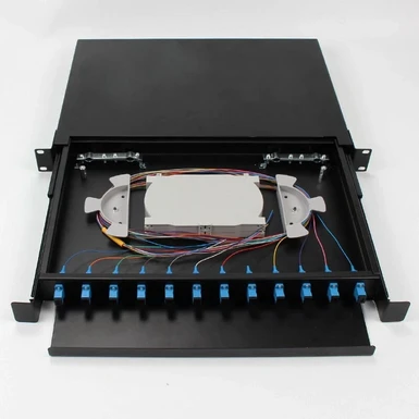 Оптический кросс ODF 12 портов LC Simplex SM (24 пигтейла)